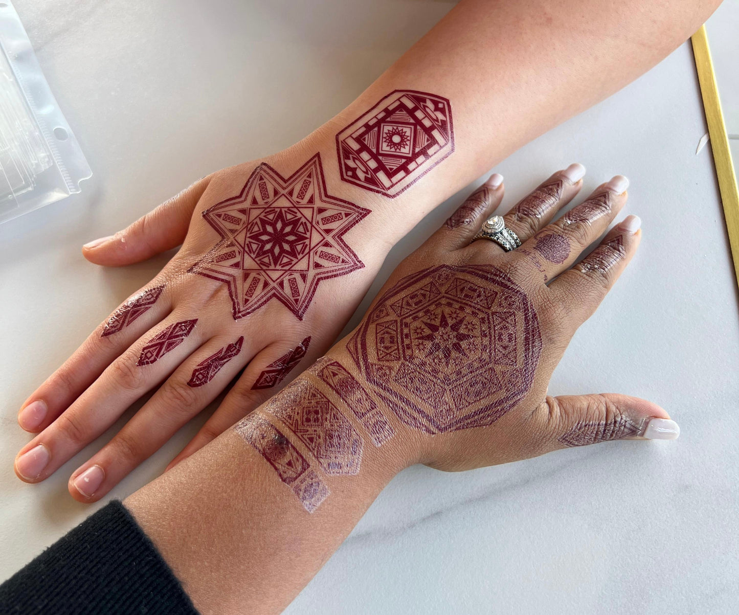 Artisans Hands - Star Temporary Tattoo